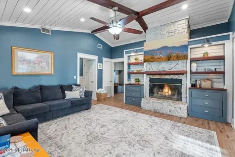 6582 Hamilton Crews Road Macclenny FL 32040