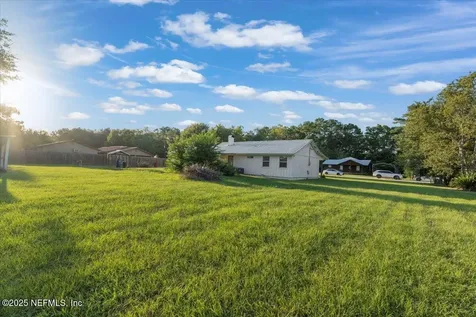 6582 Hamilton Crews Road Macclenny FL 32040