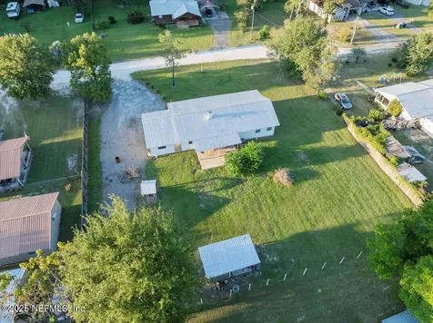 6582 Hamilton Crews Road Macclenny FL 32040