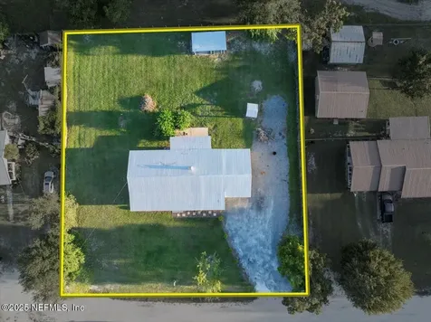 6582 Hamilton Crews Road Macclenny FL 32040