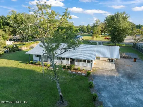 6582 Hamilton Crews Road Macclenny FL 32040