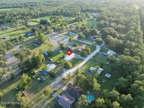 6582 Hamilton Crews Road Macclenny FL 32040