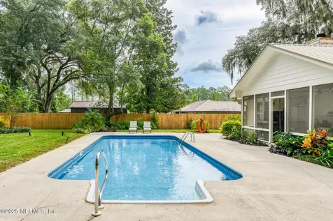 308 Silver Lake Road Palatka FL 32177