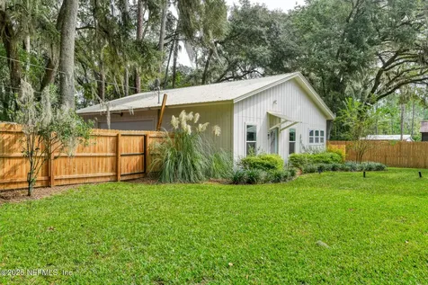 308 Silver Lake Road Palatka FL 32177