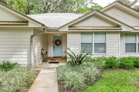 308 Silver Lake Road Palatka FL 32177