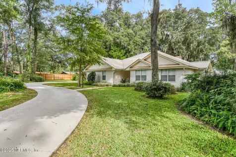 308 Silver Lake Road Palatka FL 32177