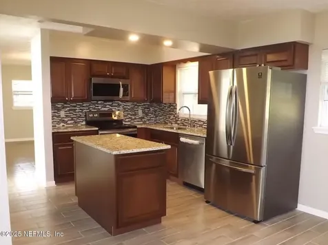 4645 Praver Drive N Jacksonville FL 32217