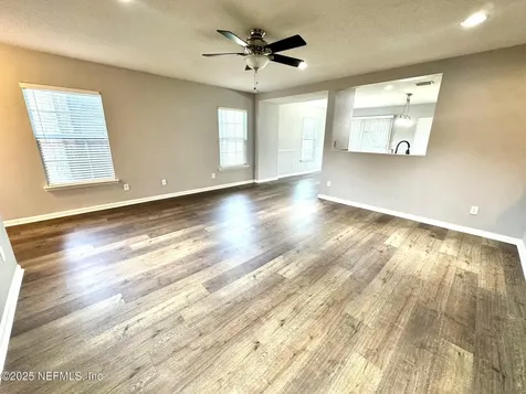 1950 Old Moss Lane Middleburg FL 32068