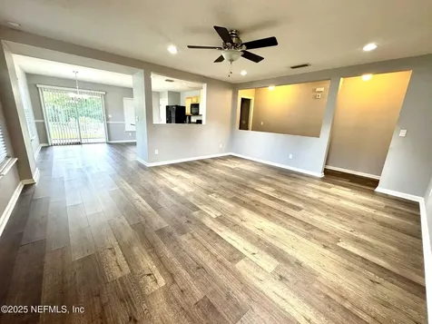 1950 Old Moss Lane Middleburg FL 32068