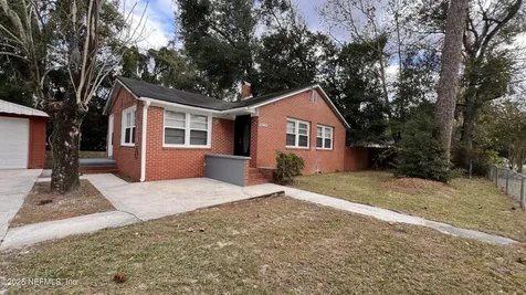 9025 Monroe Avenue Jacksonville FL 32208