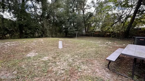 9025 Monroe Avenue Jacksonville FL 32208