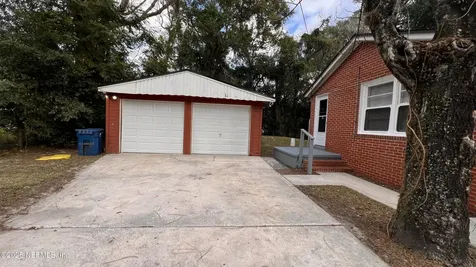 9025 Monroe Avenue Jacksonville FL 32208