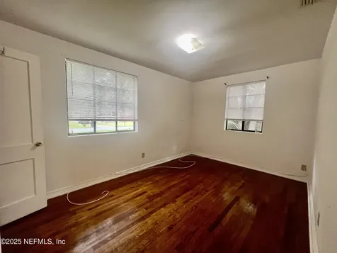 3340 Sunnybrook Avenue N Jacksonville FL 32254