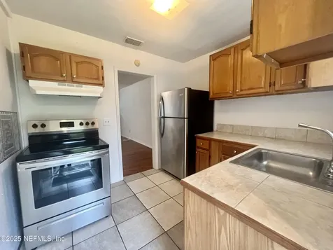3340 Sunnybrook Avenue N Jacksonville FL 32254