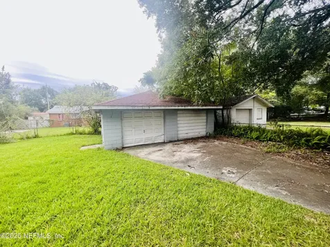 3340 Sunnybrook Avenue N Jacksonville FL 32254