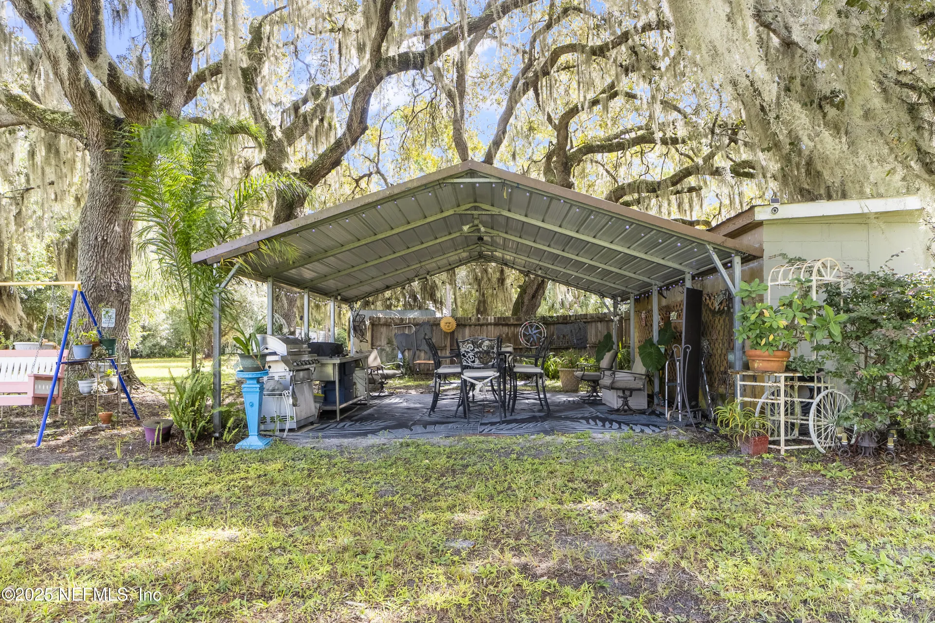942 State Road 20 Interlachen FL 32148