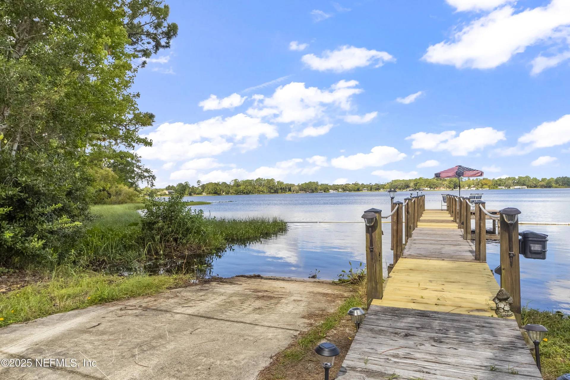 942 State Road 20 Interlachen FL 32148