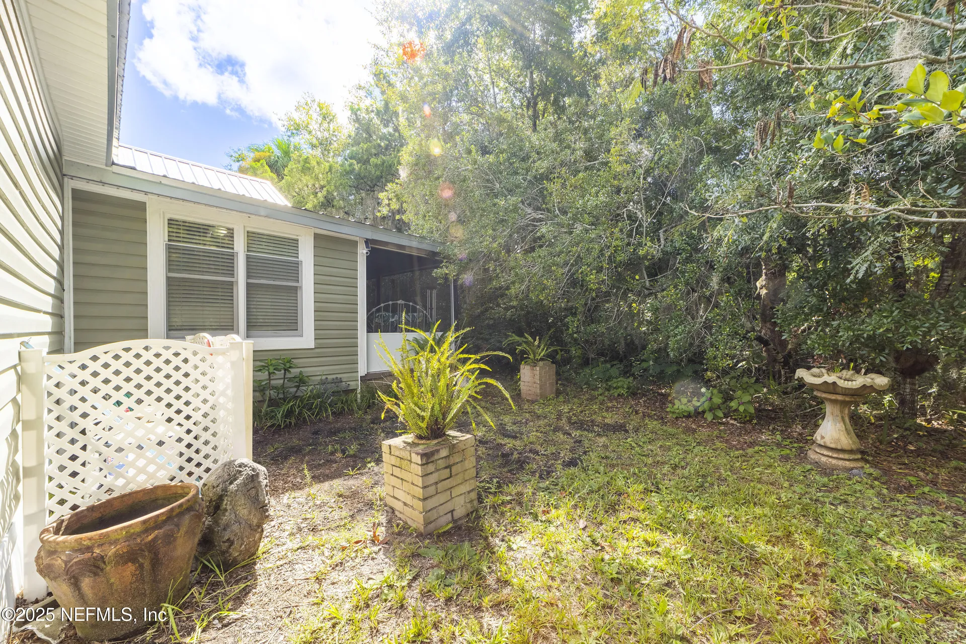942 State Road 20 Interlachen FL 32148