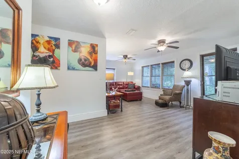 942 State Road 20 Interlachen FL 32148