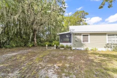 942 State Road 20 Interlachen FL 32148