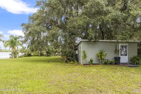 942 State Road 20 Interlachen FL 32148
