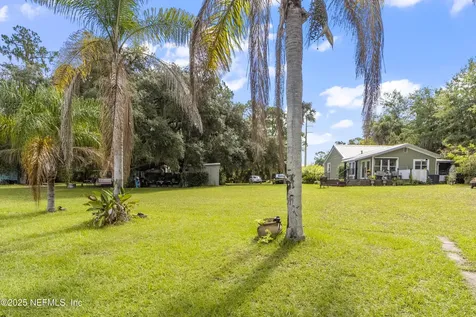 942 State Road 20 Interlachen FL 32148