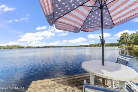 942 State Road 20 Interlachen FL 32148