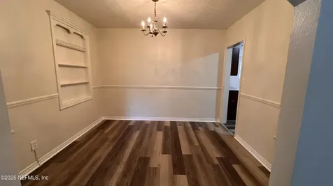 9047 Van Buren Avenue Jacksonville FL 32208