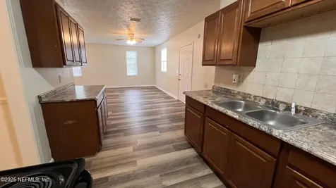 9047 Van Buren Avenue Jacksonville FL 32208