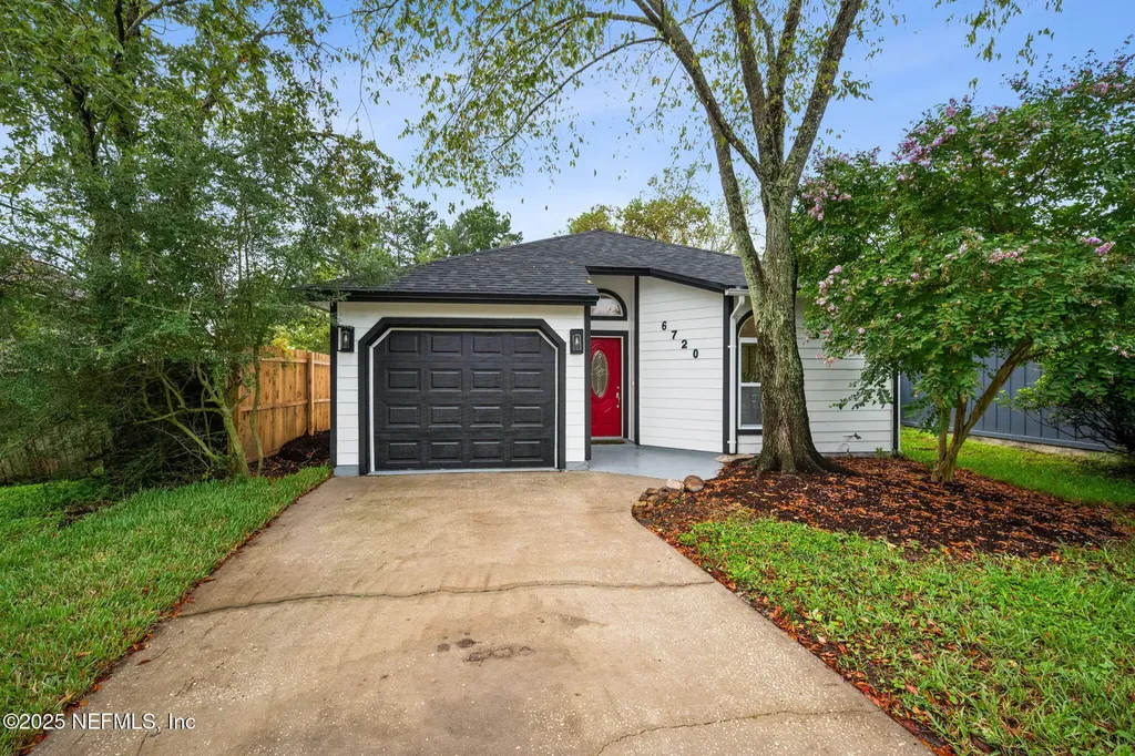 6720 Long Meadow Circle S Jacksonville FL 32244
