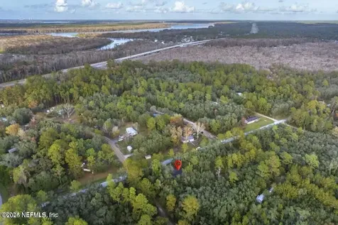 201 Mocking Bird Road Satsuma FL 32189