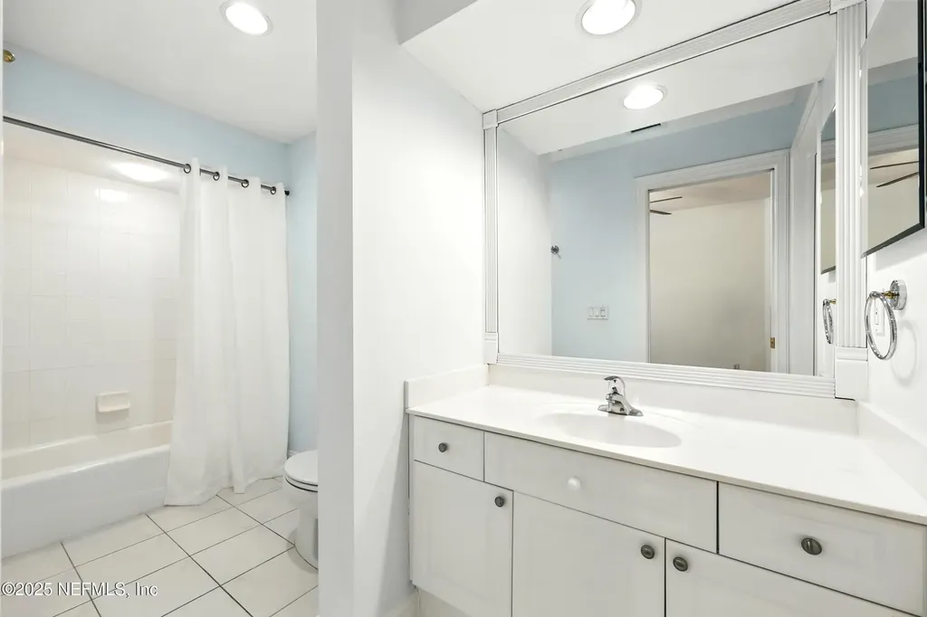 355 N Shore Circle St. Augustine FL 32092