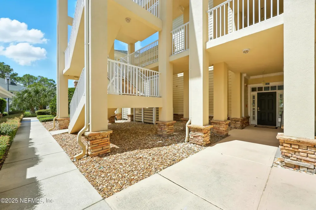355 N Shore Circle St. Augustine FL 32092