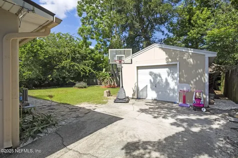 306 Brunswick Road Jacksonville FL 32216