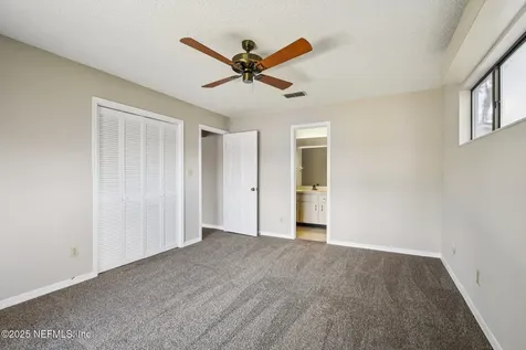 5055 Sanibel Drive Jacksonville FL 32210