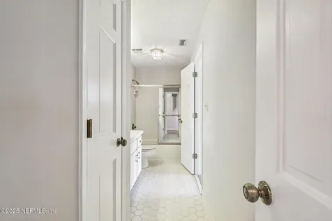 5055 Sanibel Drive Jacksonville FL 32210