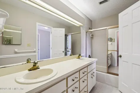 5055 Sanibel Drive Jacksonville FL 32210