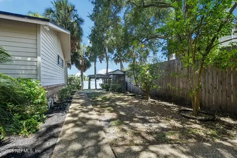 5055 Sanibel Drive Jacksonville FL 32210