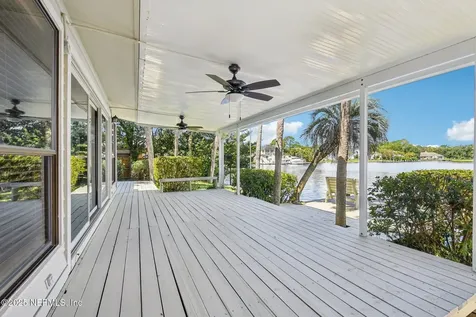 5055 Sanibel Drive Jacksonville FL 32210