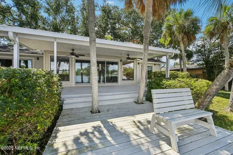 5055 Sanibel Drive Jacksonville FL 32210