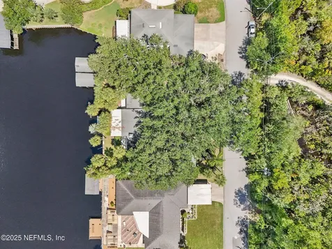 5055 Sanibel Drive Jacksonville FL 32210