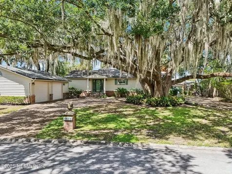 5055 Sanibel Drive Jacksonville FL 32210