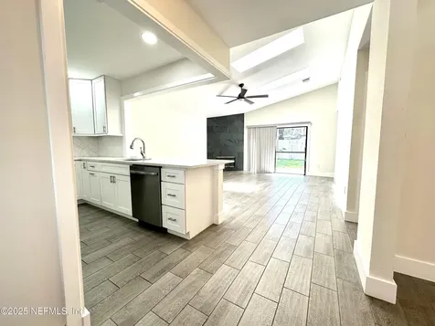 4364 Lake Woodbourne Drive S Jacksonville FL 32217