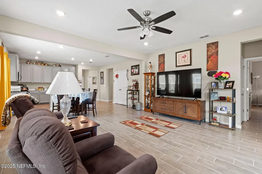 3956 Cloverdale Court Middleburg FL 32068