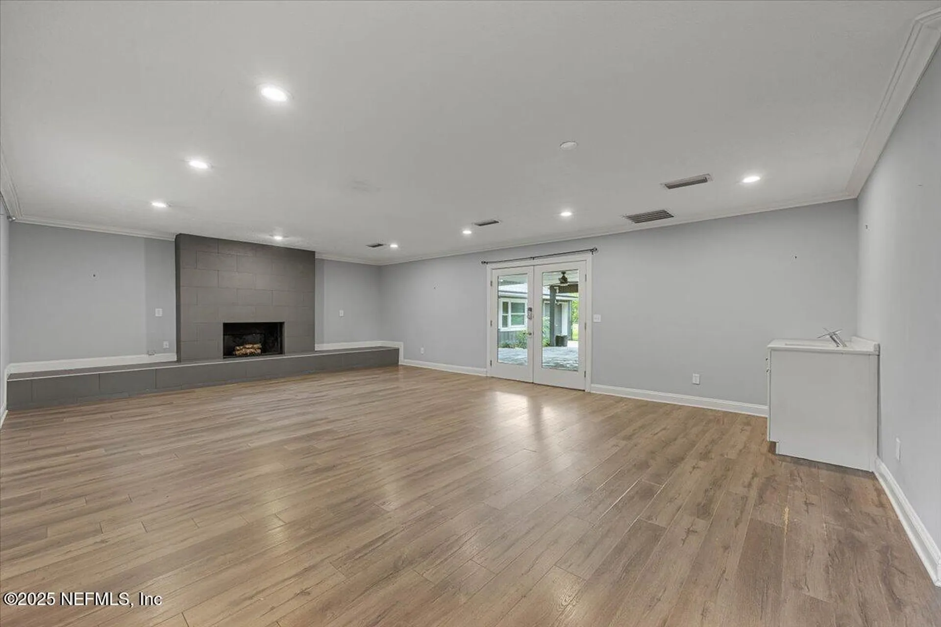 1140 Hickman Road Jacksonville FL 32216
