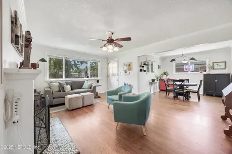 4579 Birchwood Avenue Jacksonville FL 32207
