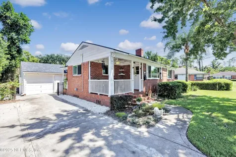 4579 Birchwood Avenue Jacksonville FL 32207