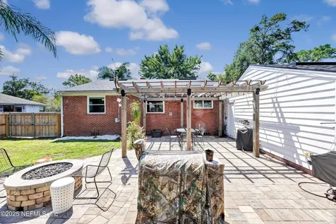 4579 Birchwood Avenue Jacksonville FL 32207