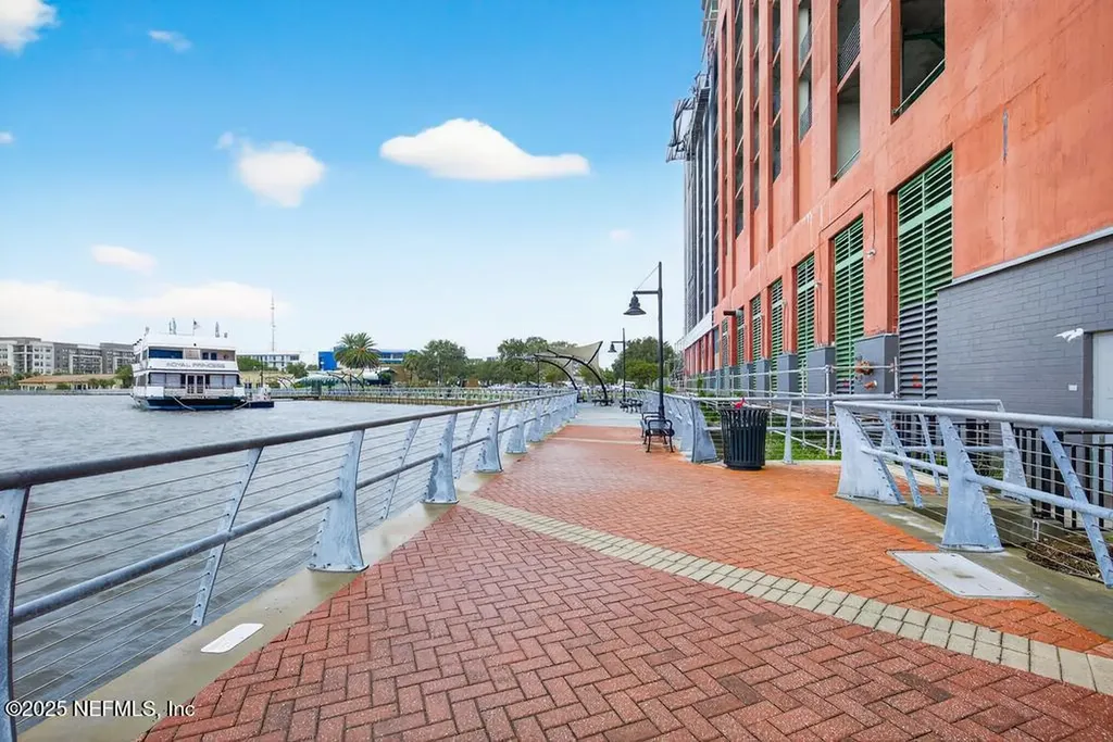 1431 Riverplace Boulevard Jacksonville FL 32207