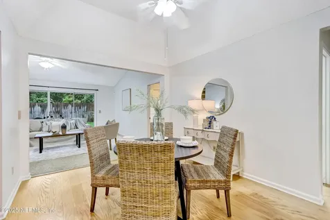3554 Villa Place Jacksonville FL 32277
